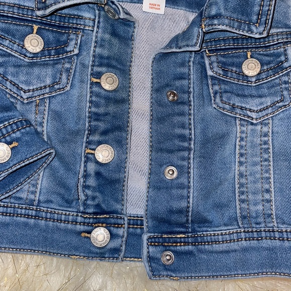 Carter’s | jean jacket | 12 month - Picture 4 of 7